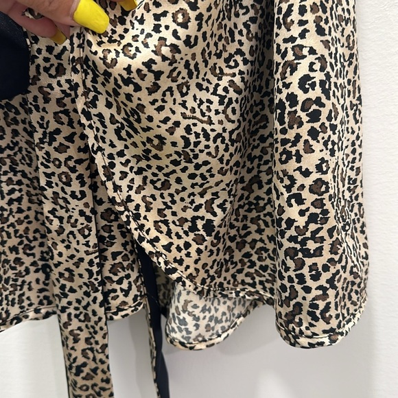 IN BLOOM BY JONQUIL WOMEN LEOPARD PRINT SHORT SLEEVE ROBE - Picture 9 of 11